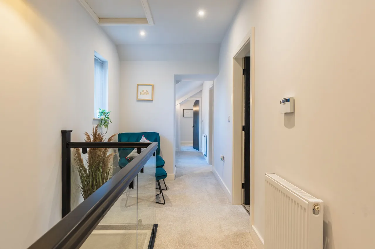 Main Road, Marsh Lane, S21, photo 47