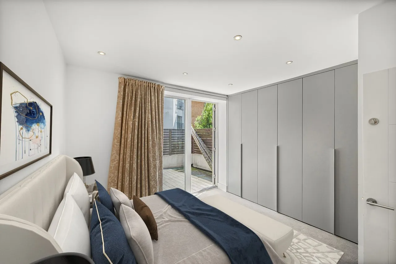 St. John Street, Islington, EC1V, photo 3
