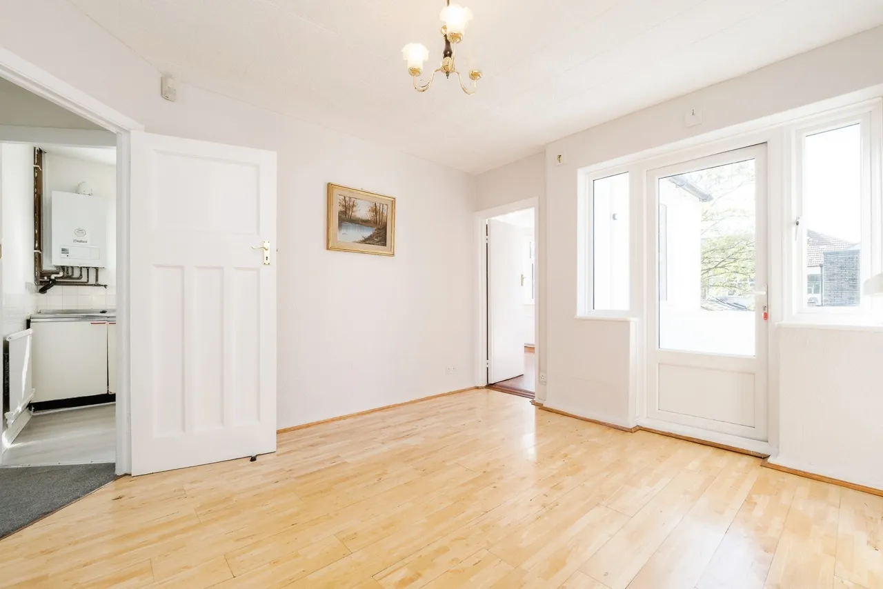 Matlock Gardens, Hornchurch, RM12, photo 13