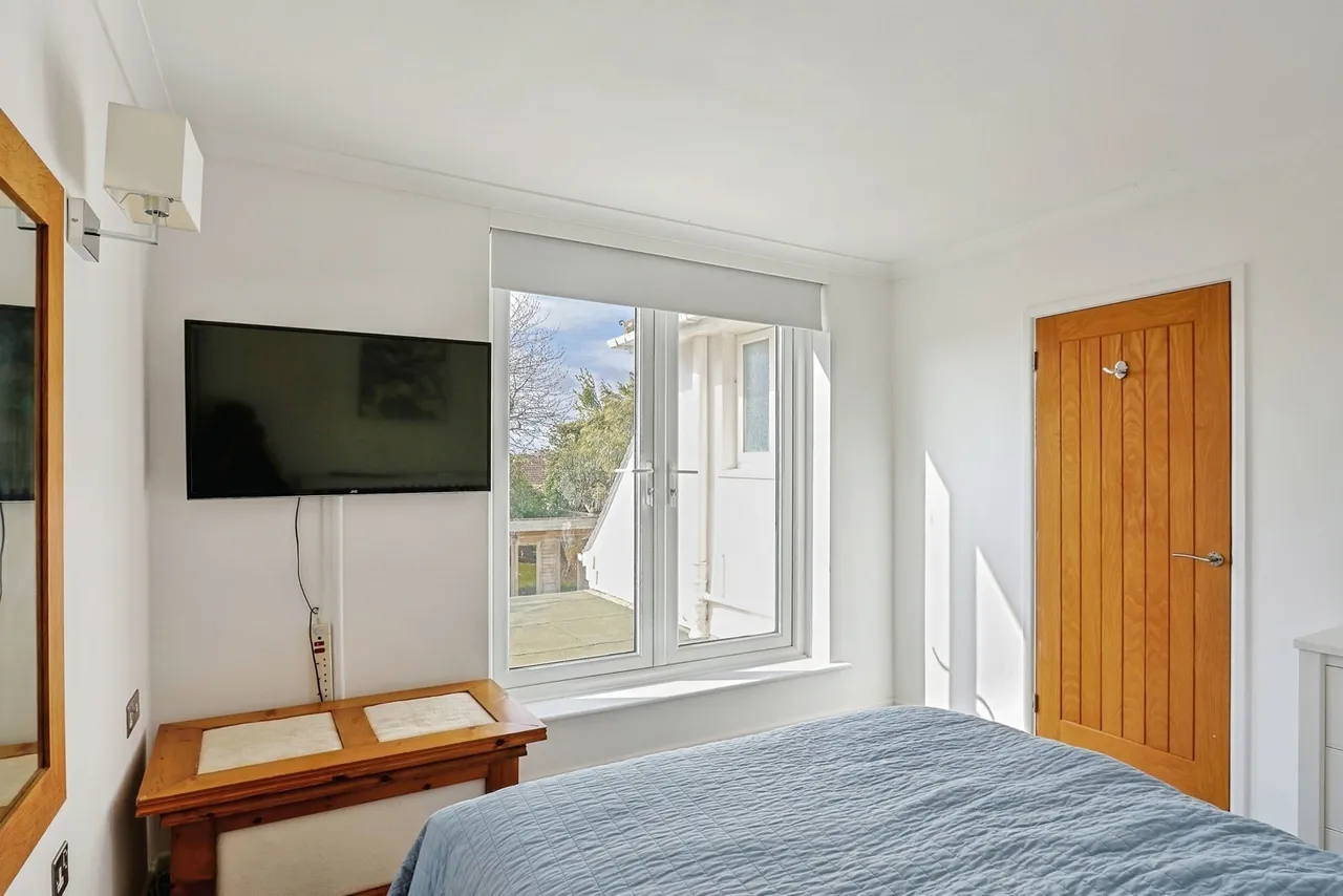Lulworth Avenue, Poole, BH15, photo 23