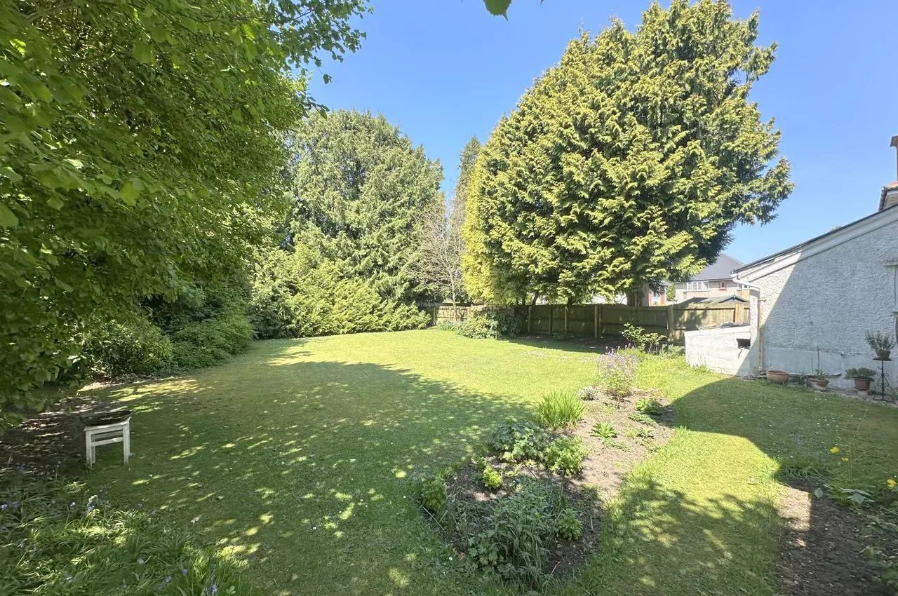 Roslin Road, BH3, photo 23
