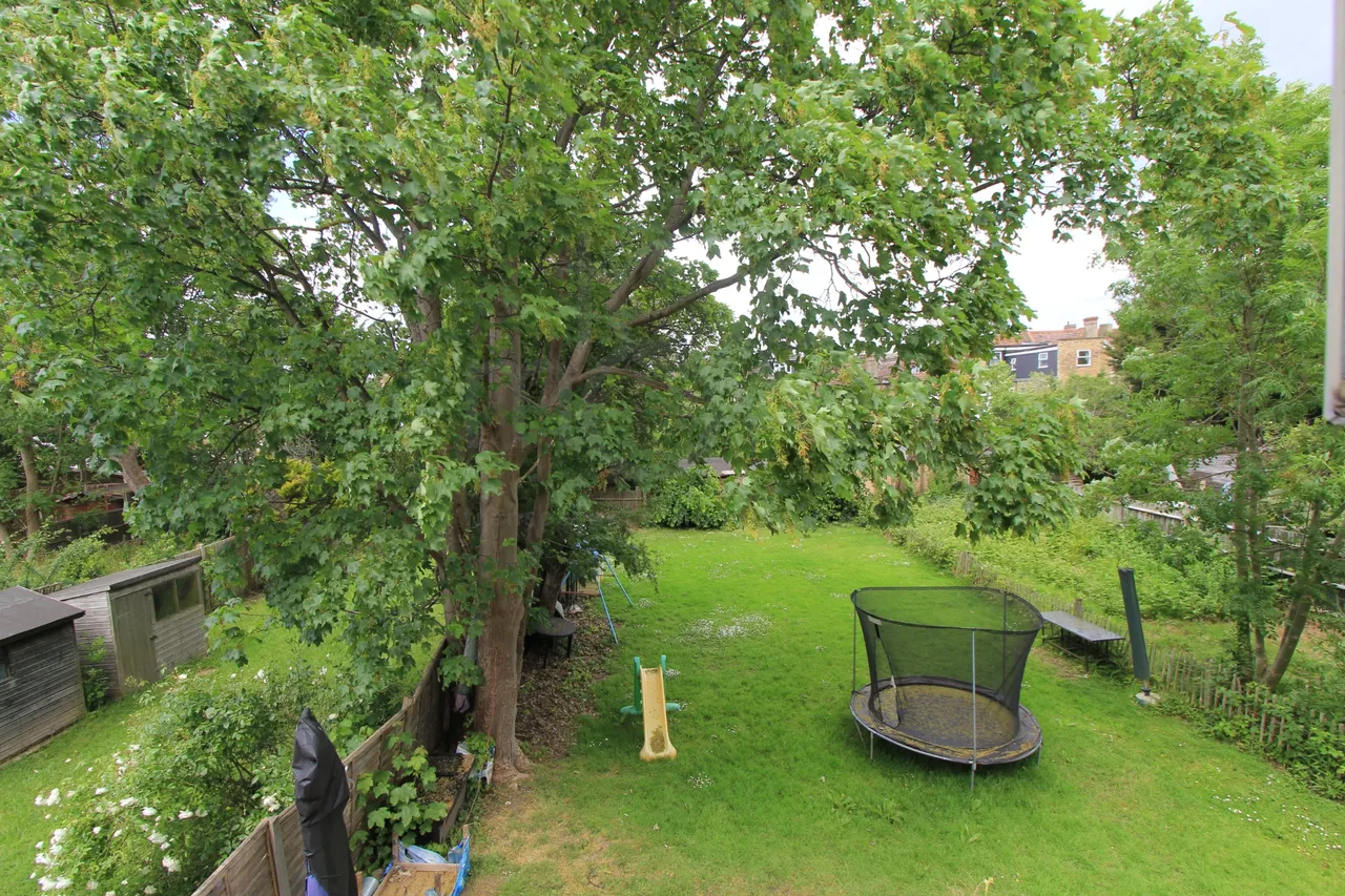 Beatrice Avenue, Norbury, SW16, photo 5