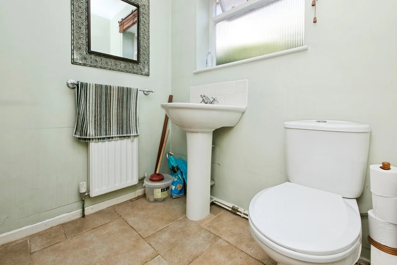 Ashby Road, Burton-on-Trent, DE15, photo 25