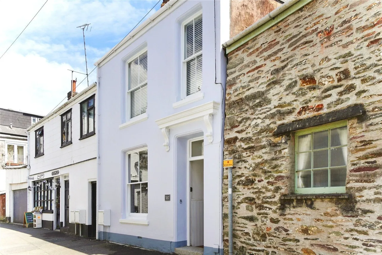 3 bed house for sale, Princes Street, Looe, PL13