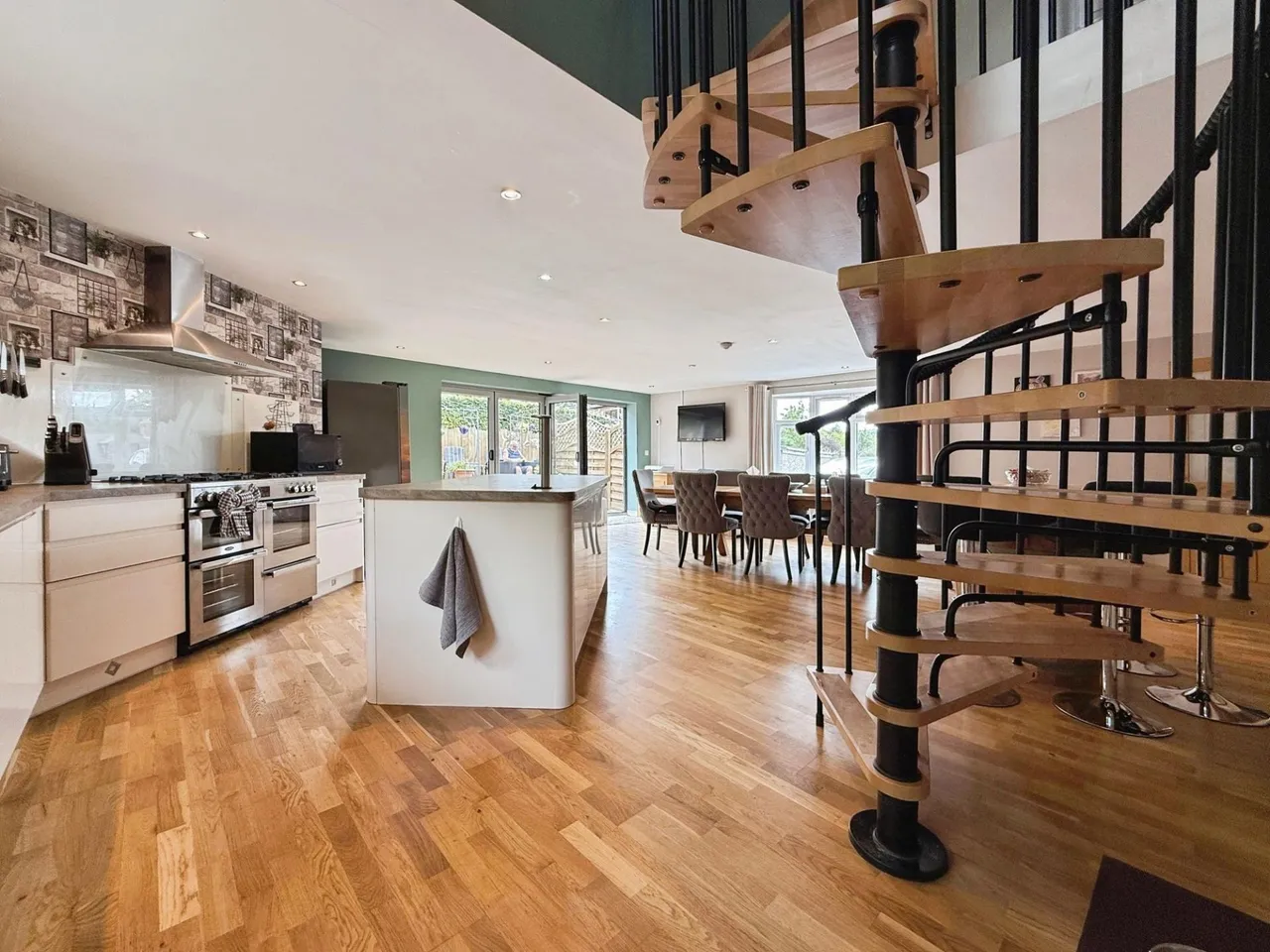 Cockshutt Road, Oakengates, TF2, photo 4