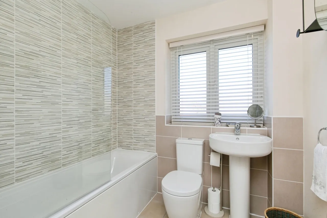 Gernant, Old Colwyn, LL29, photo 19