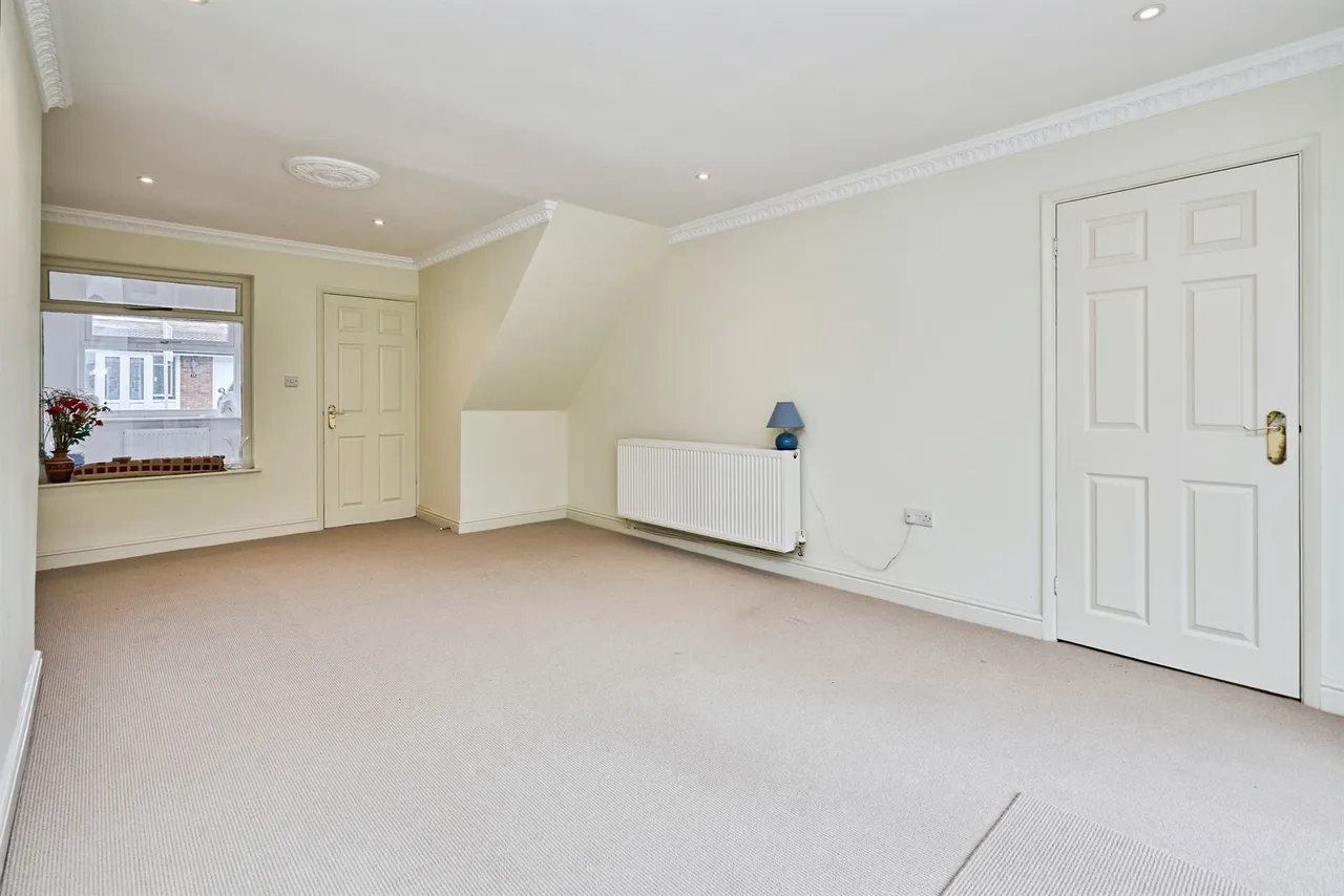 Barmouth Close, Willenhall, WV12, photo 3