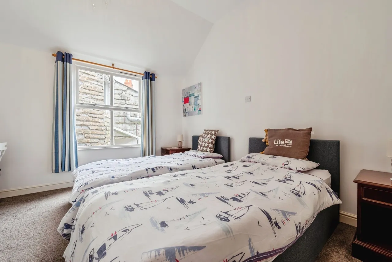Cross Street, Padstow, PL28, photo 9