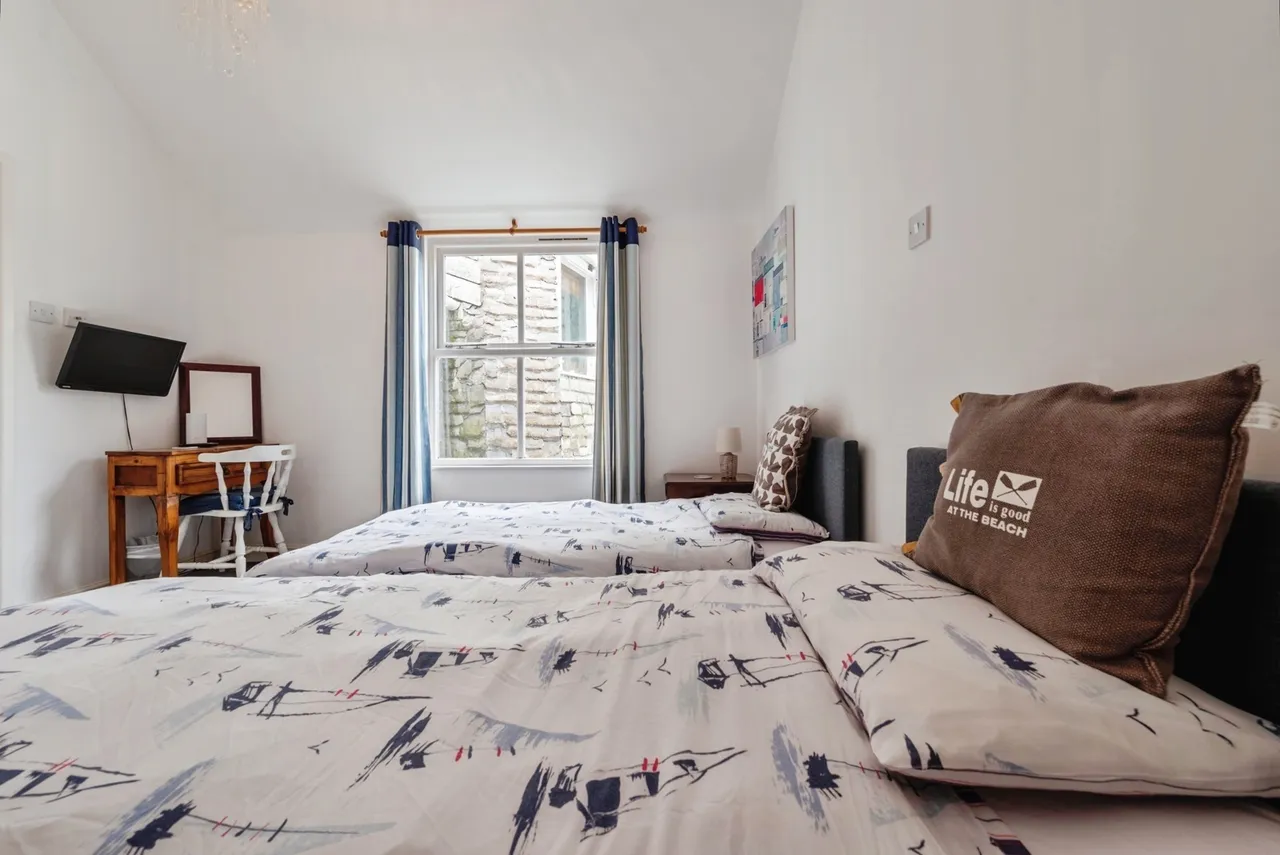Cross Street, Padstow, PL28, photo 15