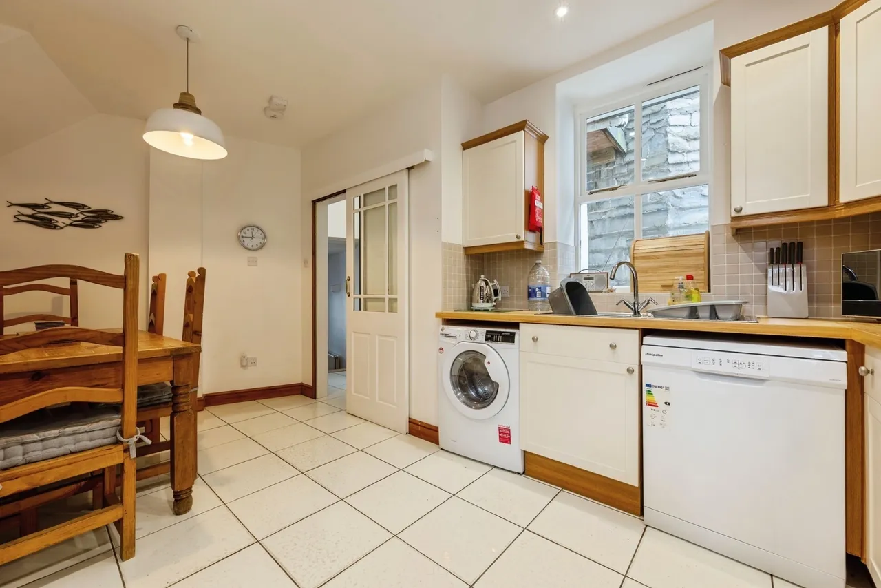 Cross Street, Padstow, PL28, photo 7