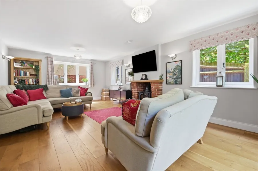 with 7 bedrooms in Newport, Nr Saffron Walden, CB11, photo 9