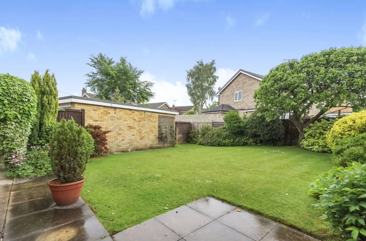 Wayside Walk, Harrogate, HG2, photo 2
