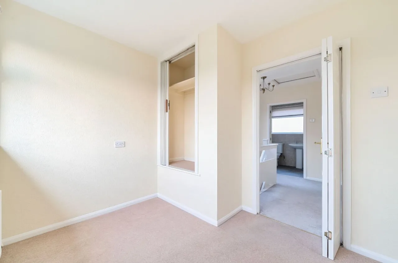 Wayside Walk, Harrogate, HG2, photo 9