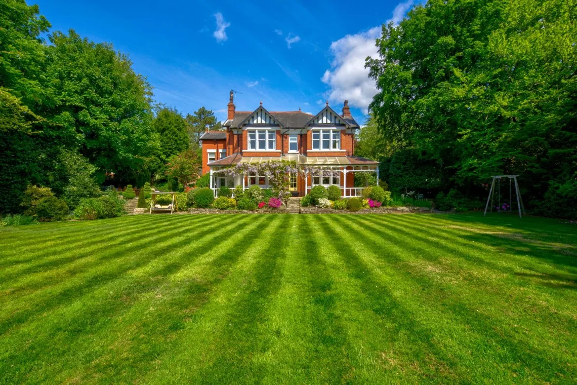 6 bed house for sale, Granville Park, Aughton, L39