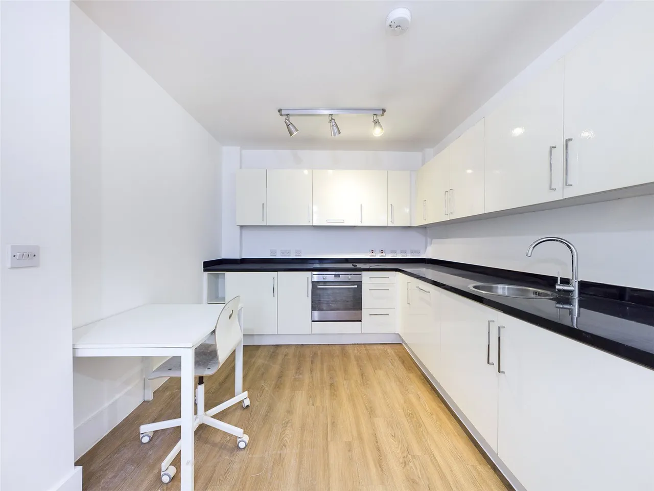 Town Hall, Bexley Square, Salford, Greater Manchester, M3 6GP, photo 2