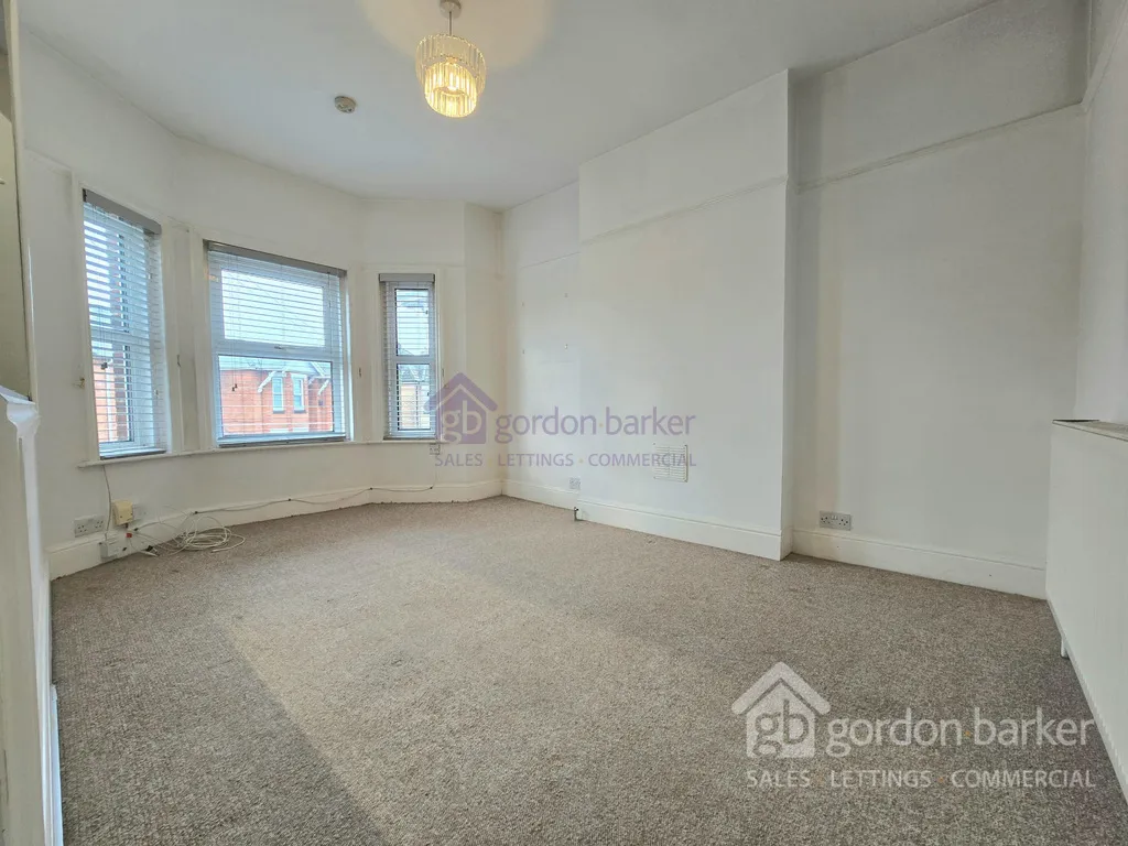 Wolverton Road, Bournemouth, BH7 6HX, photo 2