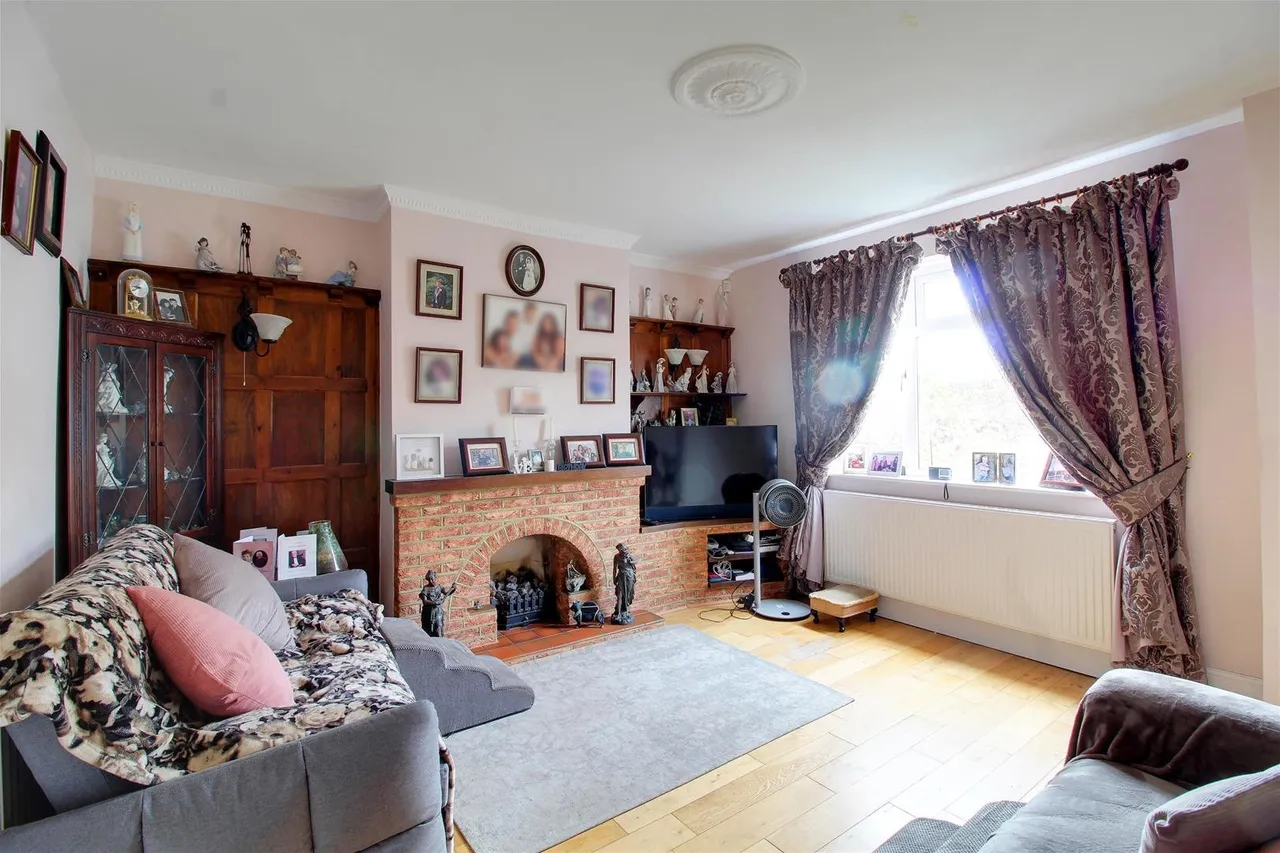 Cranborne Road, Potters Bar EN6 3AJ, photo 2