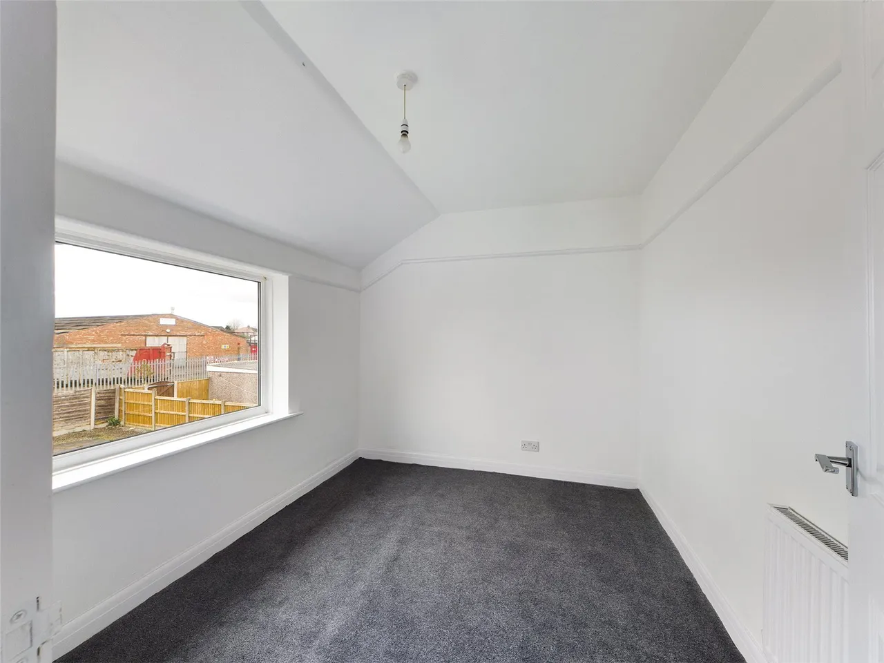 Cliftonville Road, Woolston, Warrington, WA1 4BH, photo 7