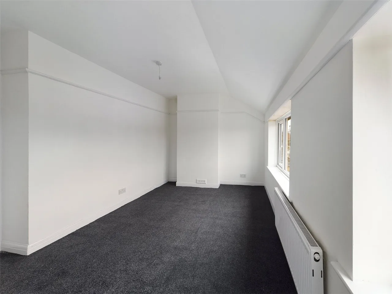 Cliftonville Road, Woolston, Warrington, WA1 4BH, photo 5