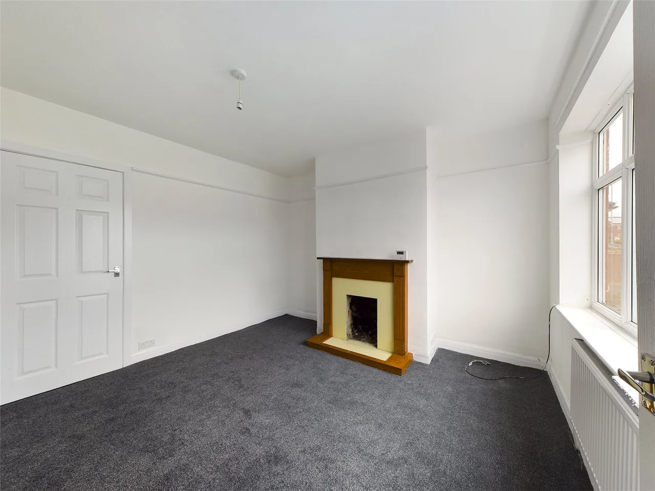 Cliftonville Road, Woolston, Warrington, WA1 4BH, photo 2
