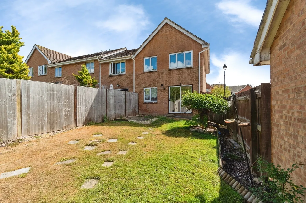 Sorrel Drive, Chippenham, photo 12