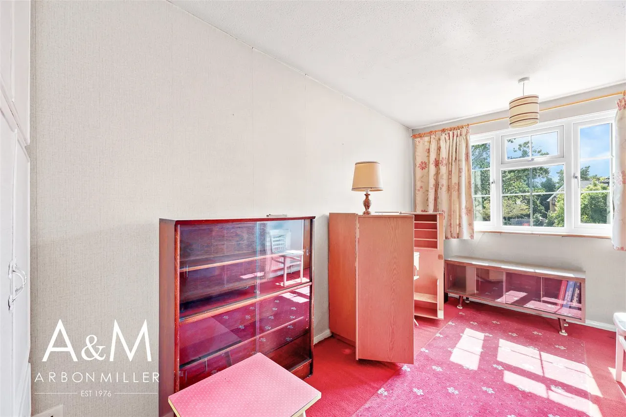 Benrek Close, Hainault, Essex, Ilford, IG62QL, photo 18