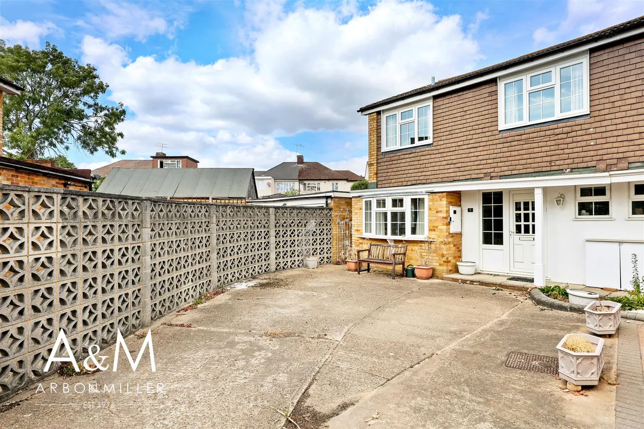 Benrek Close, Hainault, Essex, Ilford, IG62QL, photo 16