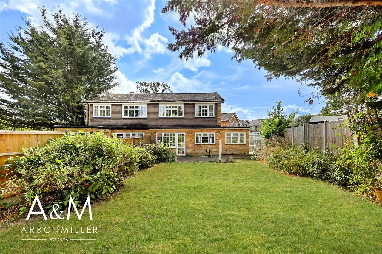 Benrek Close, Hainault, Essex, Ilford, IG62QL, photo 14