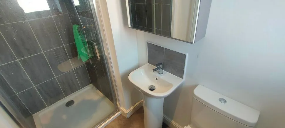 Maes Glyndwr, Wrexham, LL11, photo 11