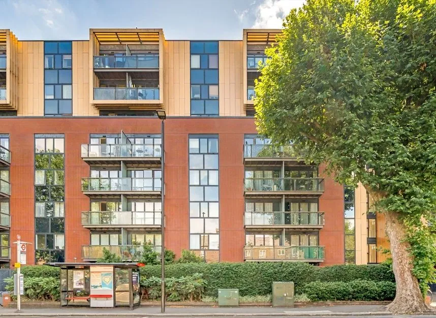 2 bed flat for sale — London Road, Isleworth, TW7