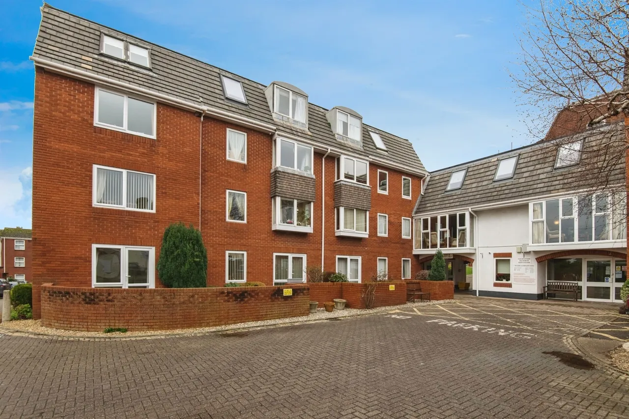Bartholomew Street West, Exeter, photo 2