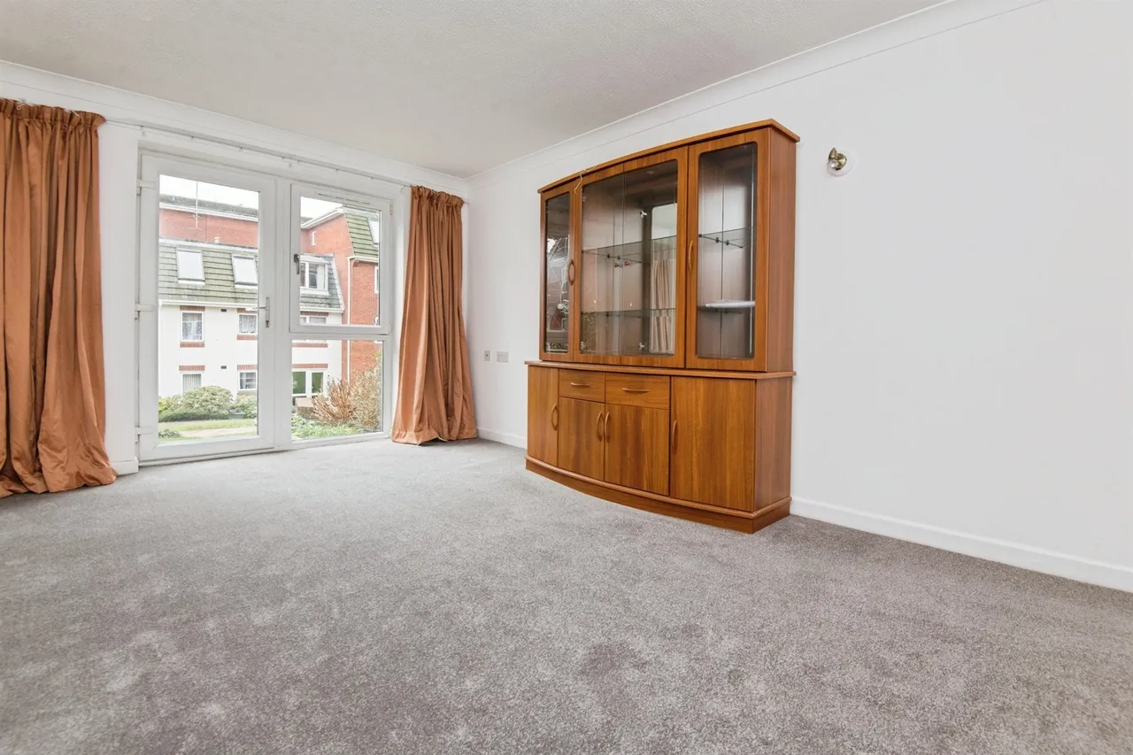 Bartholomew Street West, Exeter, photo 11