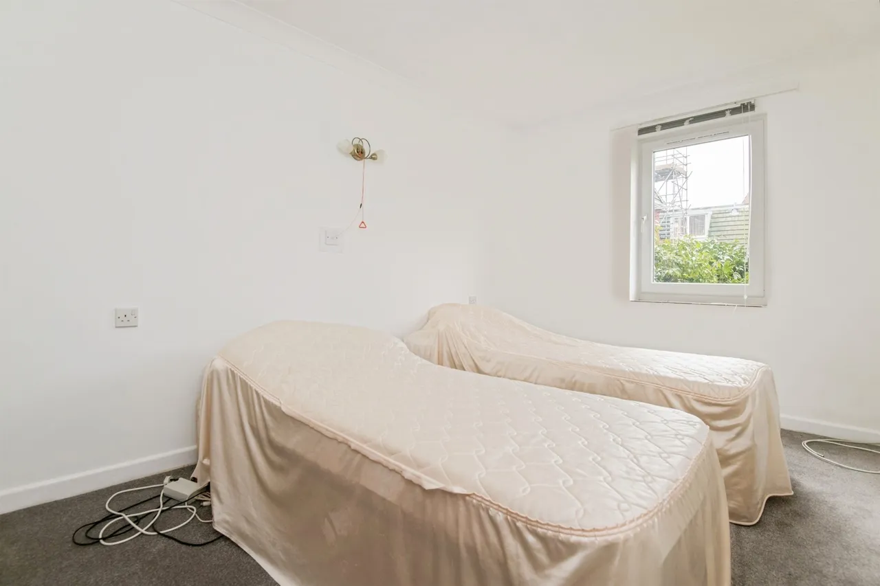Bartholomew Street West, Exeter, photo 10