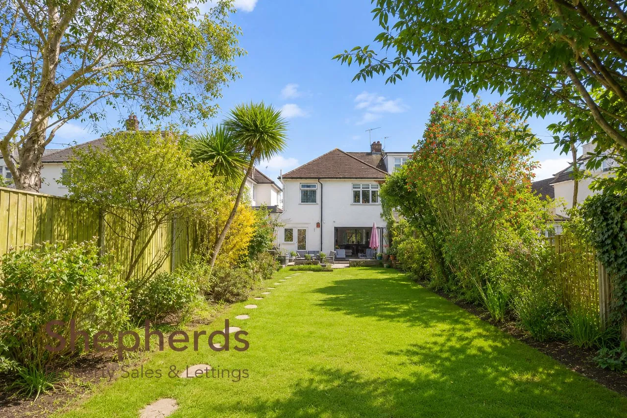 Holbeck Lane, Cheshunt, EN7, photo 12