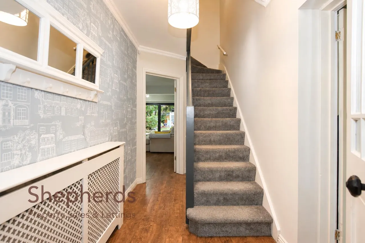 Holbeck Lane, Cheshunt, EN7, photo 13
