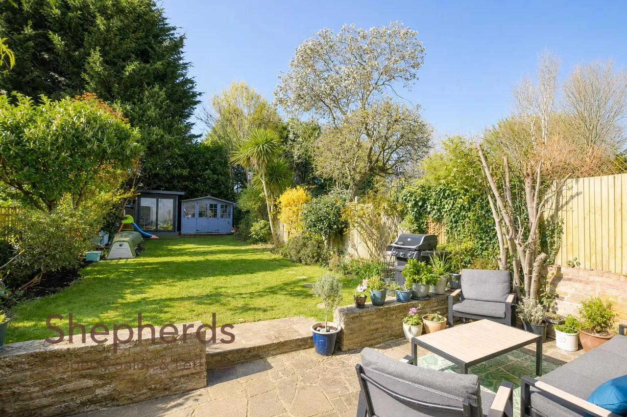 Holbeck Lane, Cheshunt, EN7, photo 24