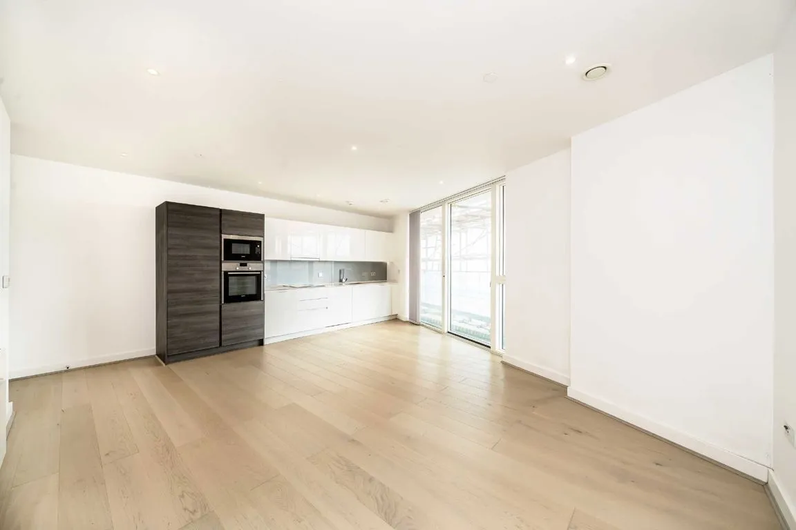 1 bed flat to rent, River Gardens Walk, Greenwich