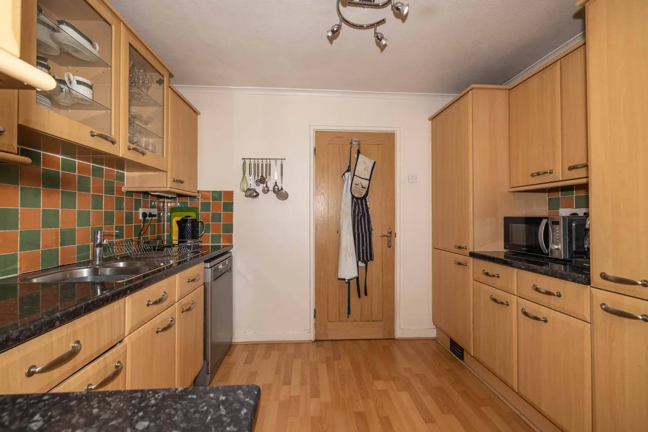 Rowan Close, Sturry, CT2, photo 2