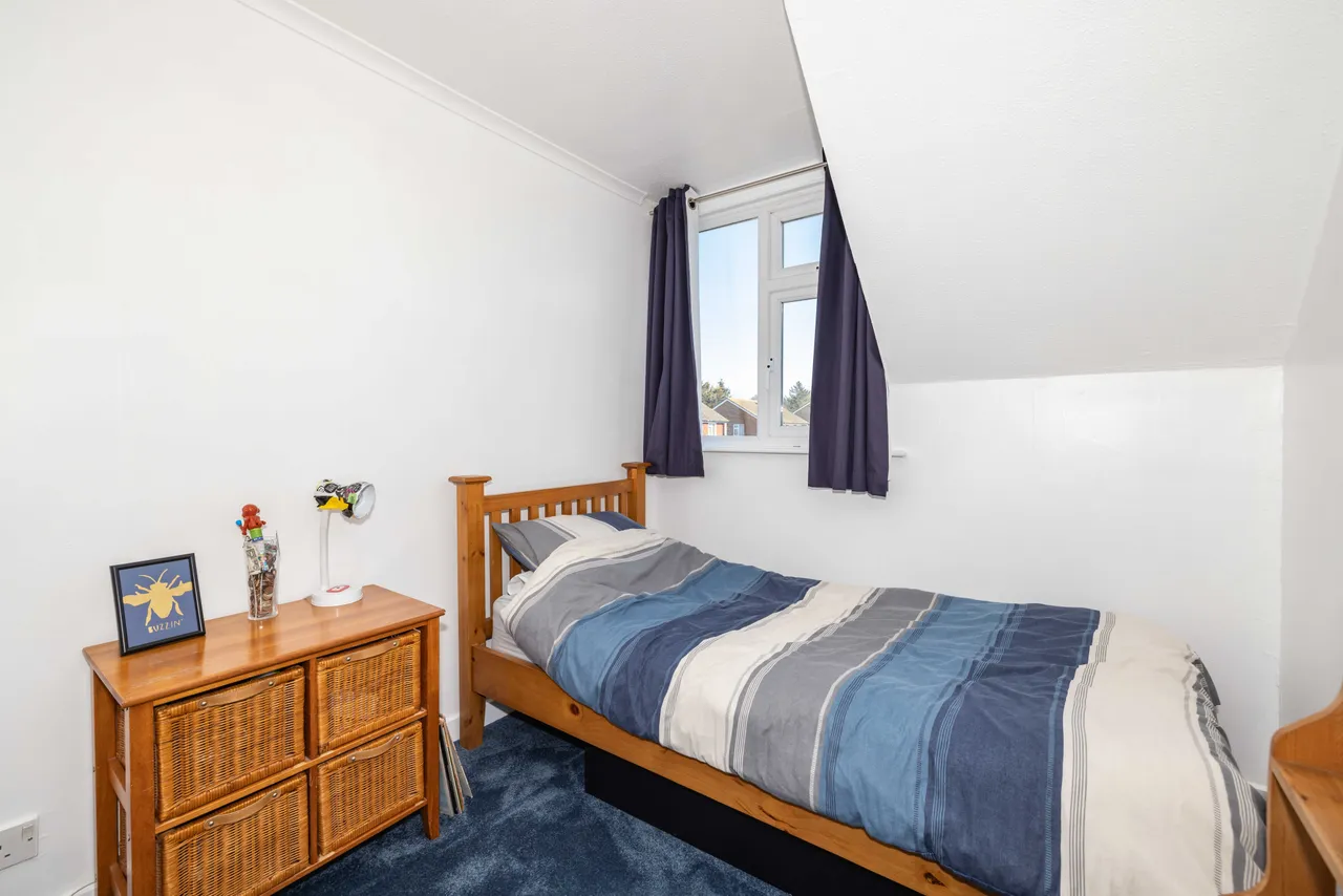 Rowan Close, Sturry, CT2, photo 11