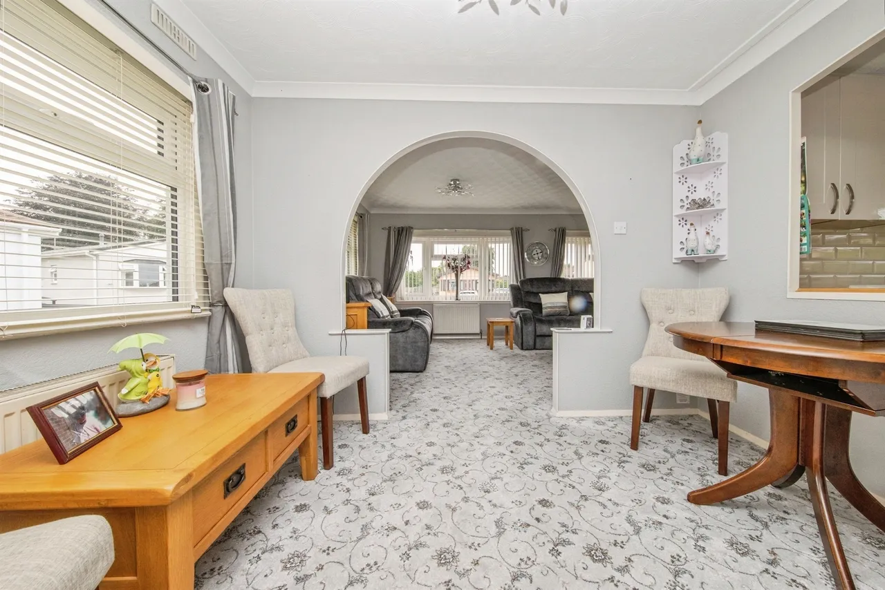 Foxhall Road, Rushmere St. Andrew, Ipswich, photo 6