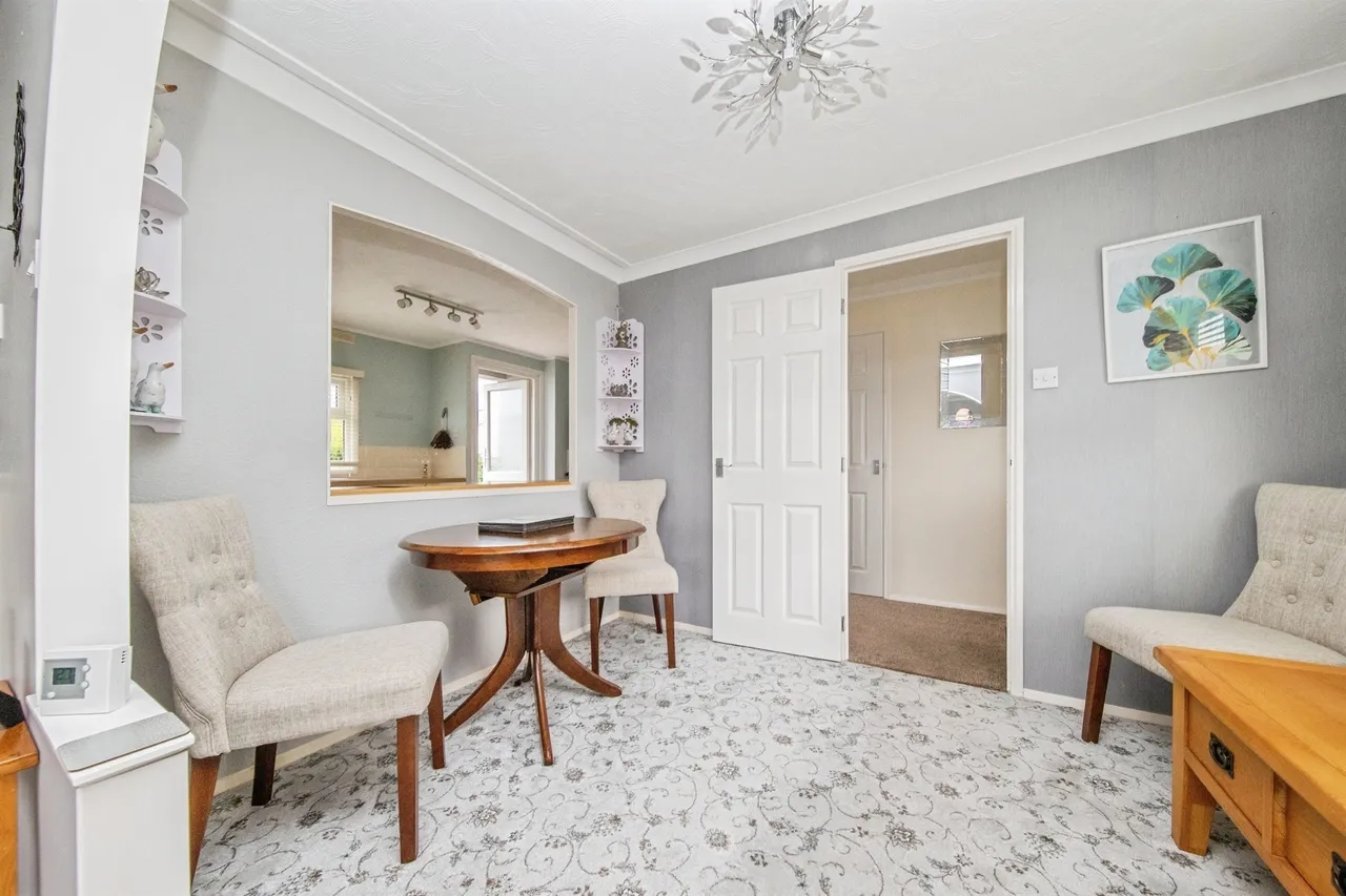Foxhall Road, Rushmere St. Andrew, Ipswich, photo 11