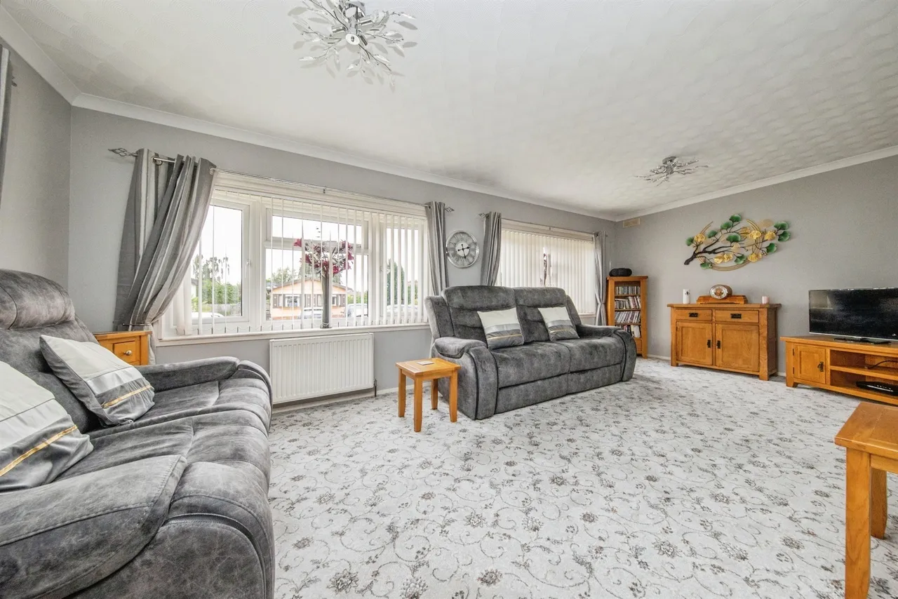 Foxhall Road, Rushmere St. Andrew, Ipswich, photo 9