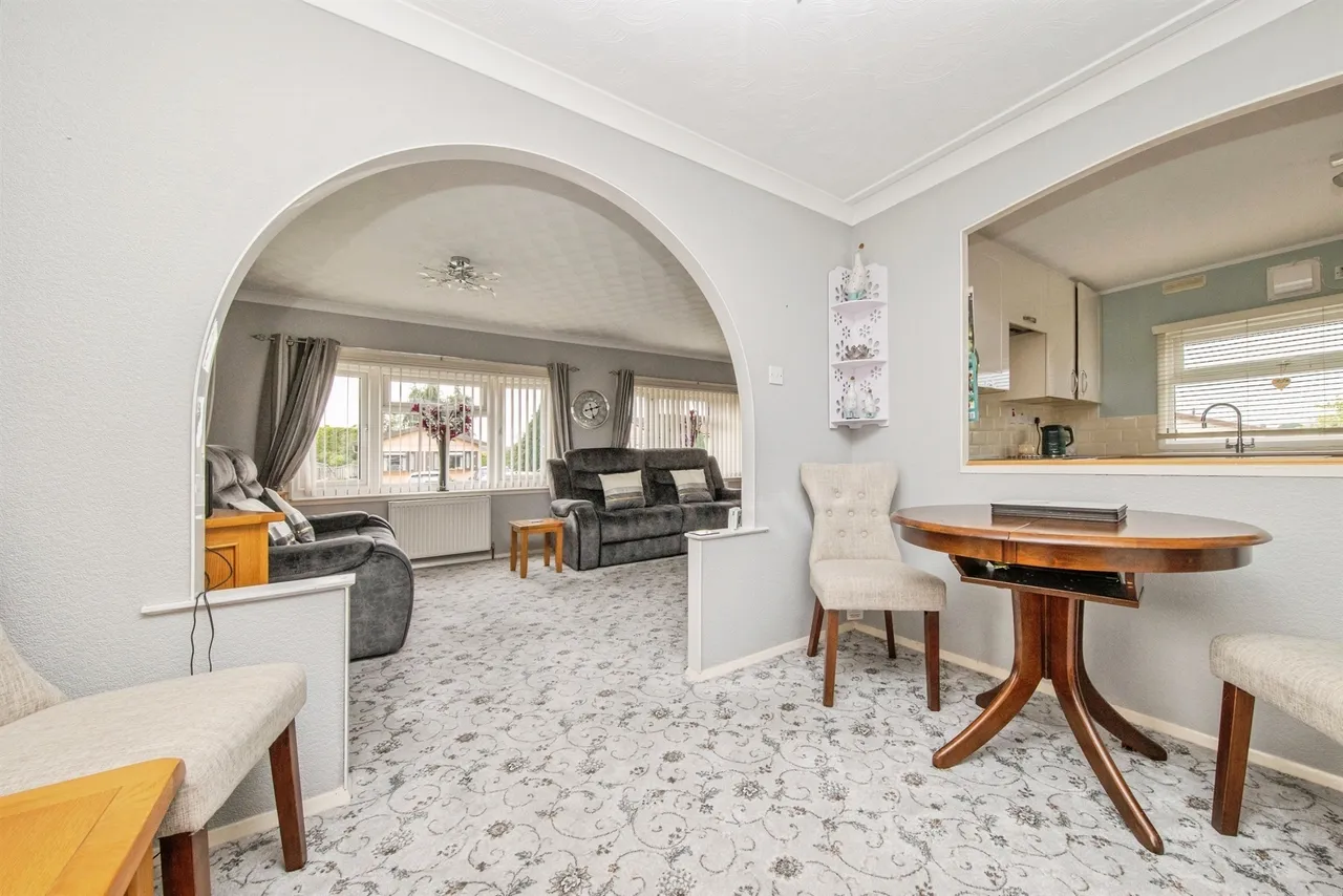 Foxhall Road, Rushmere St. Andrew, Ipswich, photo 8
