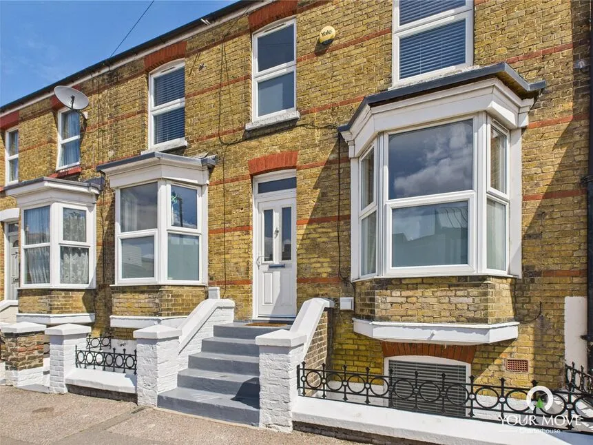 4 bed house for sale — Upper Grove, Margate, Kent, CT9