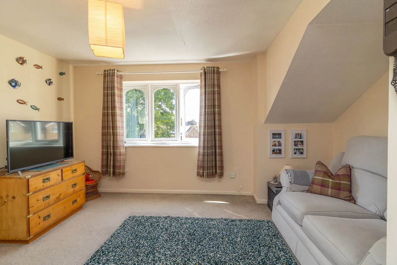 The Lindens, Towcester, NN12, photo 7