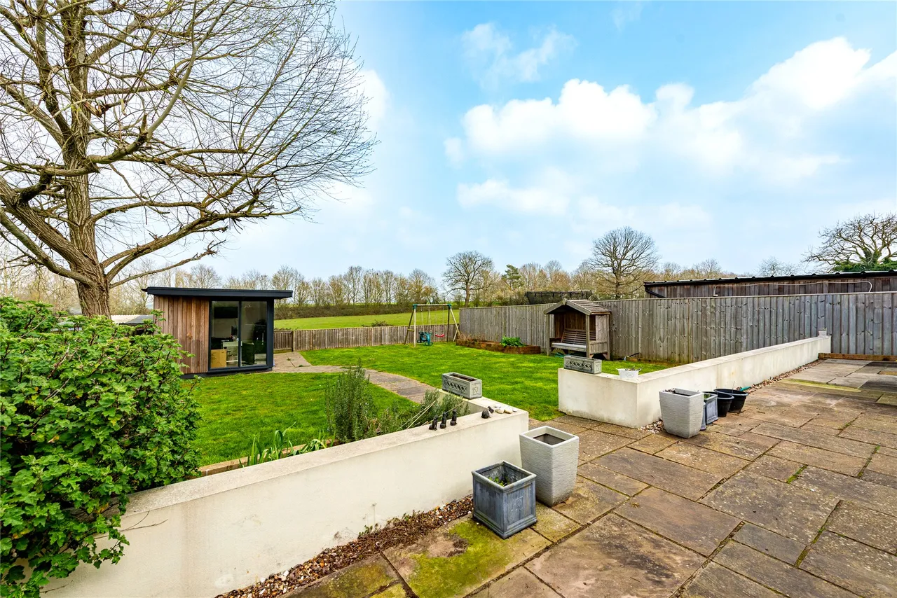 Winslow Road, Wingrave, HP22, photo 3