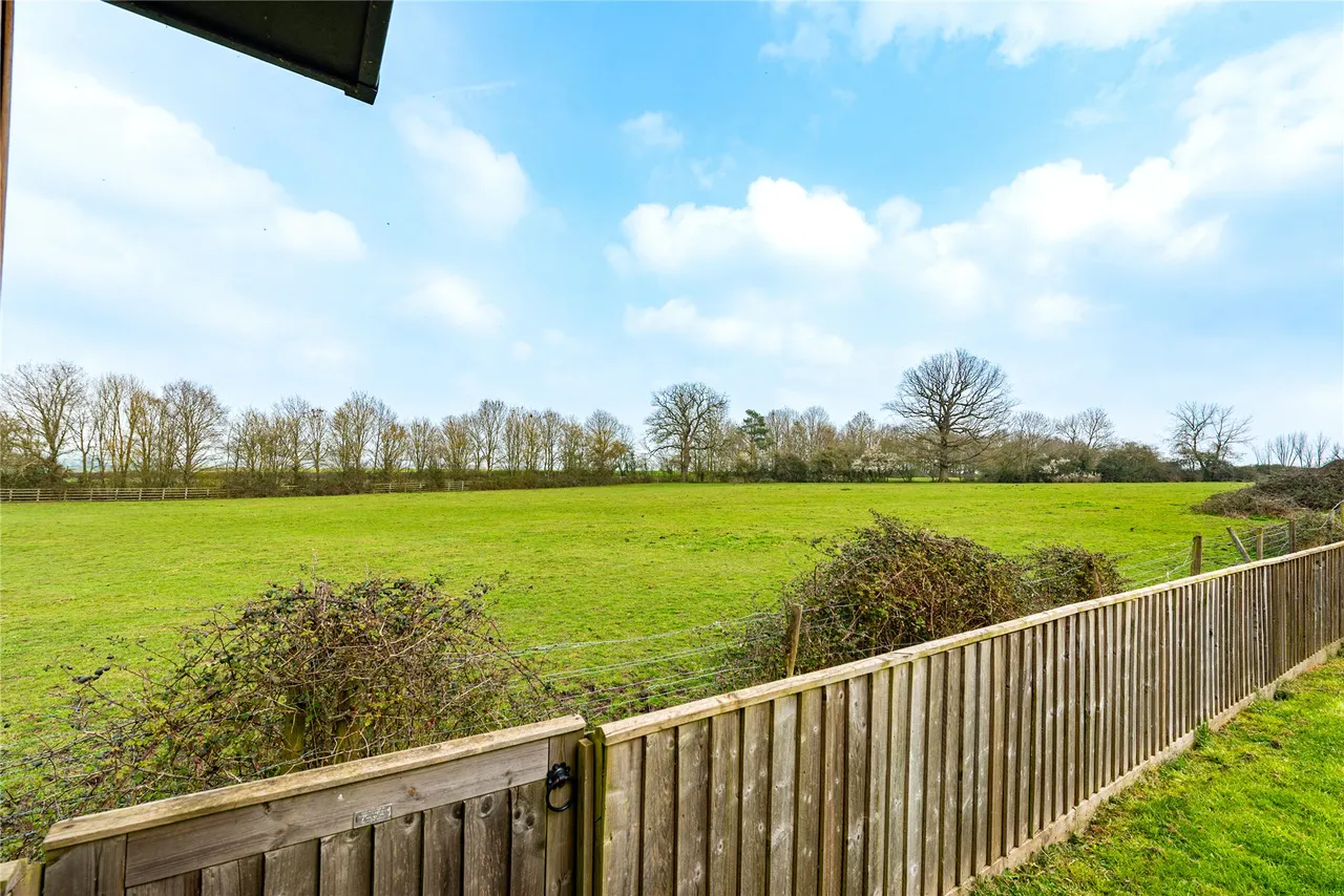 Winslow Road, Wingrave, HP22, photo 7