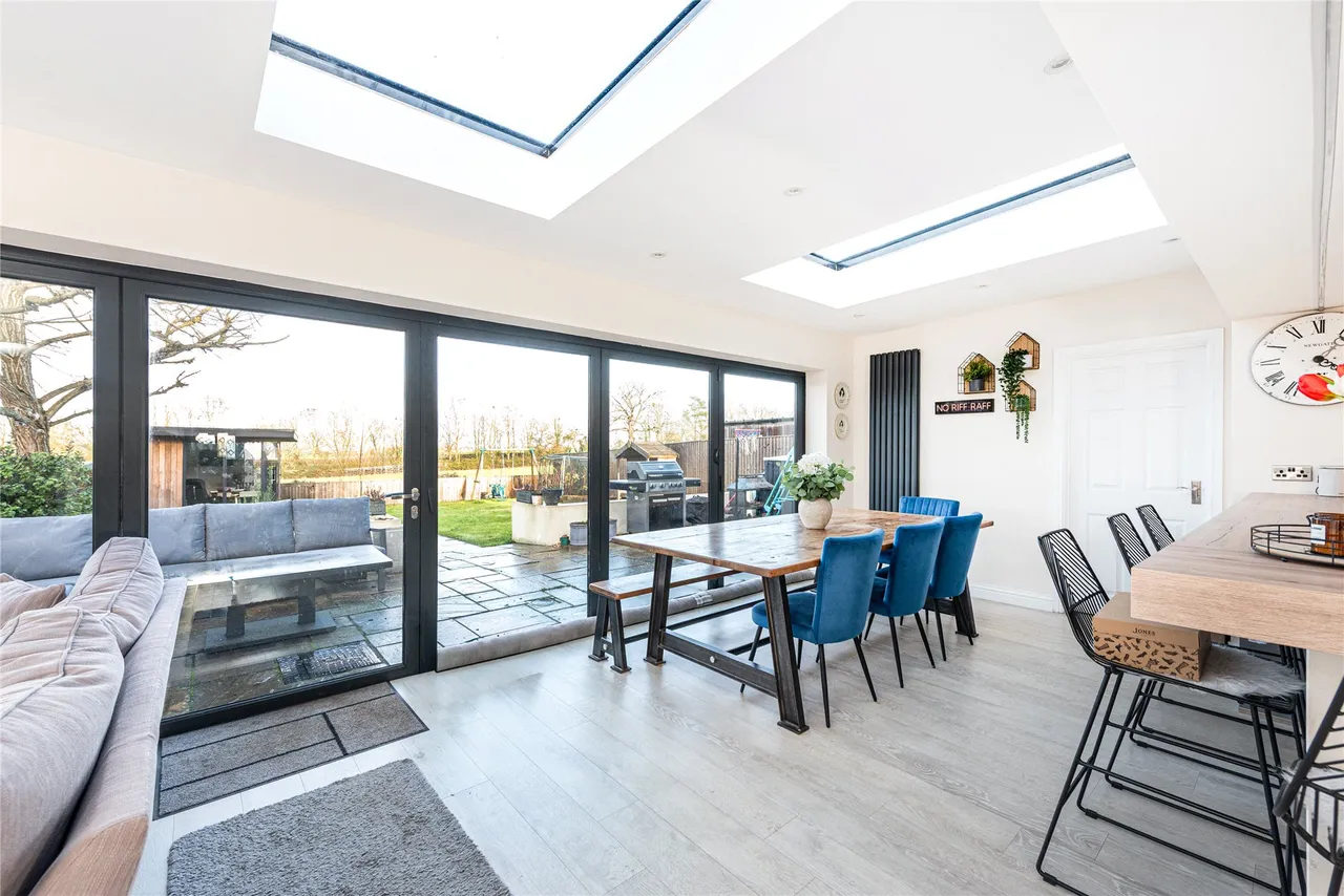 Winslow Road, Wingrave, HP22, photo 11