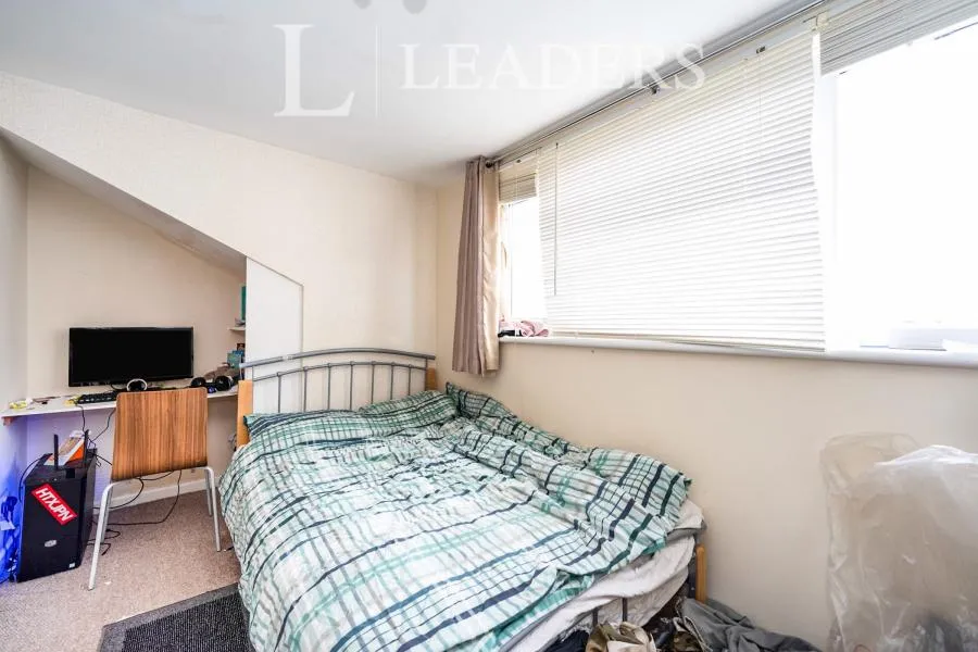 Alhambra Road, Southsea, PO4, photo 7