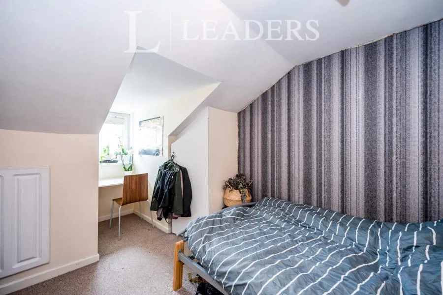 Alhambra Road, Southsea, PO4, photo 6